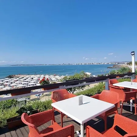 каса реал с 2 спальнями 2 этаж Διαμέρισμα Sveti Vlas