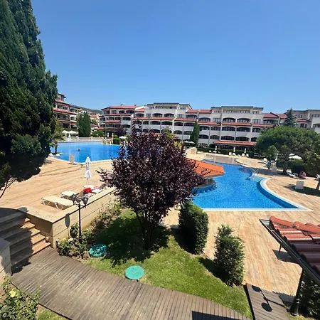 каса реал с 2 спальнями 2 этаж * Sveti Vlas